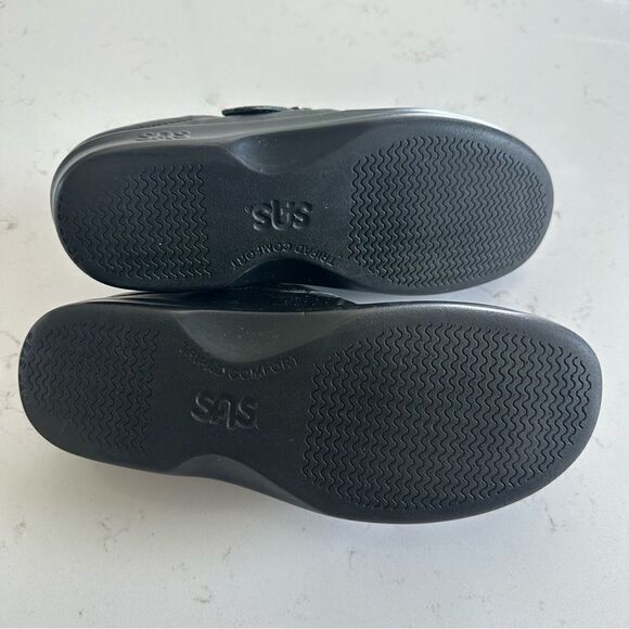 SAS Clogs Slip On Shoes Womens Size 6.5 Black Leather USA Made Tripad Comfort - Picture 2 of 10